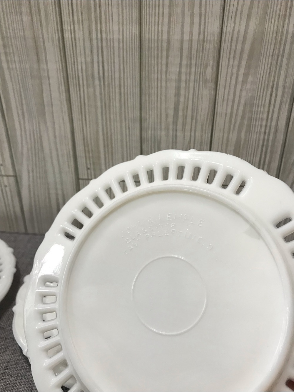 Set of 4 Vintage John E. Kemple Glassworks Milk glass decorative plates.